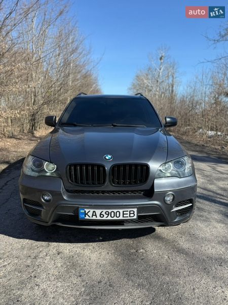 Внедорожник / Кроссовер BMW X5 2010 в Гайсине