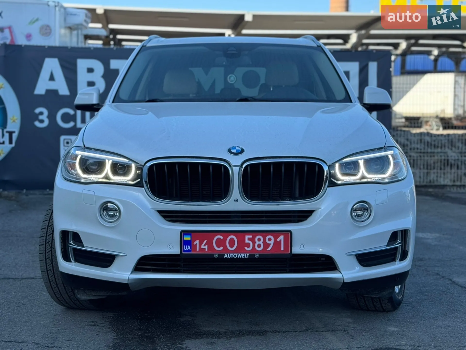 2015 BMW X5 - мініатюра 3