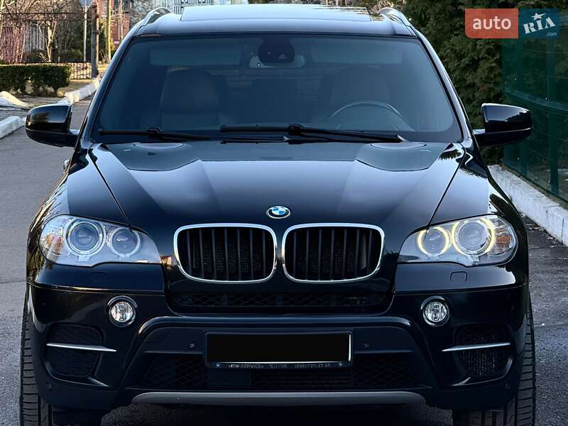 Внедорожник / Кроссовер BMW X5 2012 в Ровно