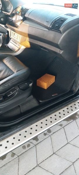 Внедорожник / Кроссовер BMW X5 2005 в Золотоноше