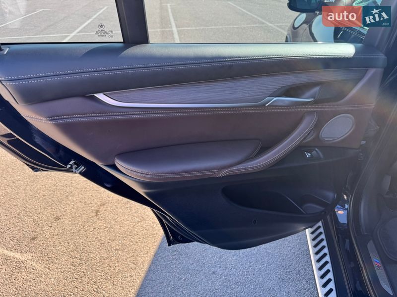 Позашляховик / Кросовер BMW X5 2016 в Рівному