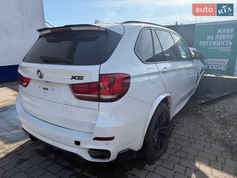 Внедорожник / Кроссовер BMW X5 2014 в Калуше