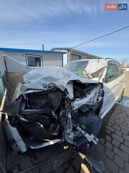 Внедорожник / Кроссовер BMW X5 2014 в Калуше