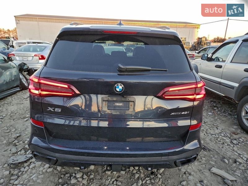 Внедорожник / Кроссовер BMW X5 2021 в Киеве