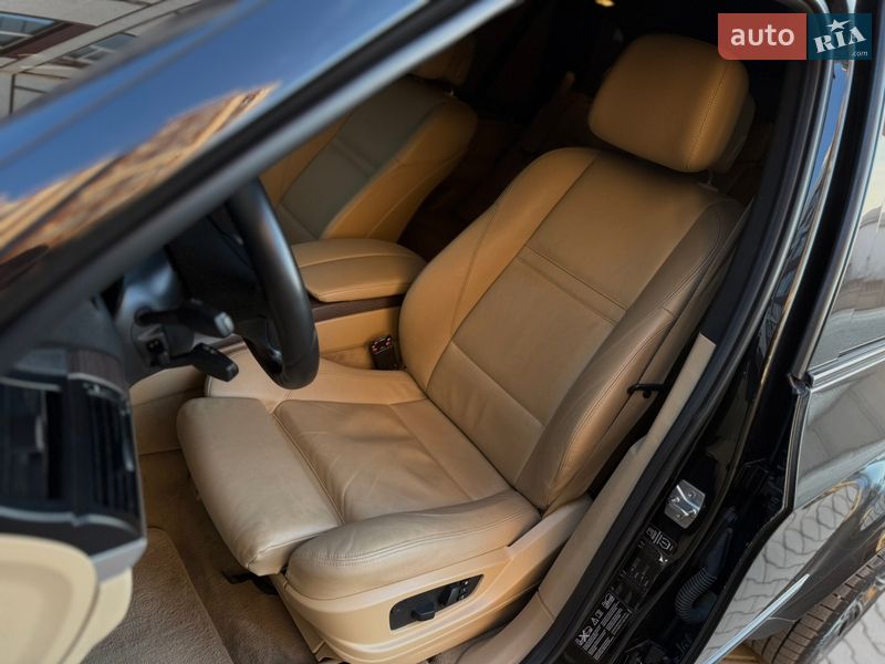 Внедорожник / Кроссовер BMW X5 2011 в Ивано-Франковске