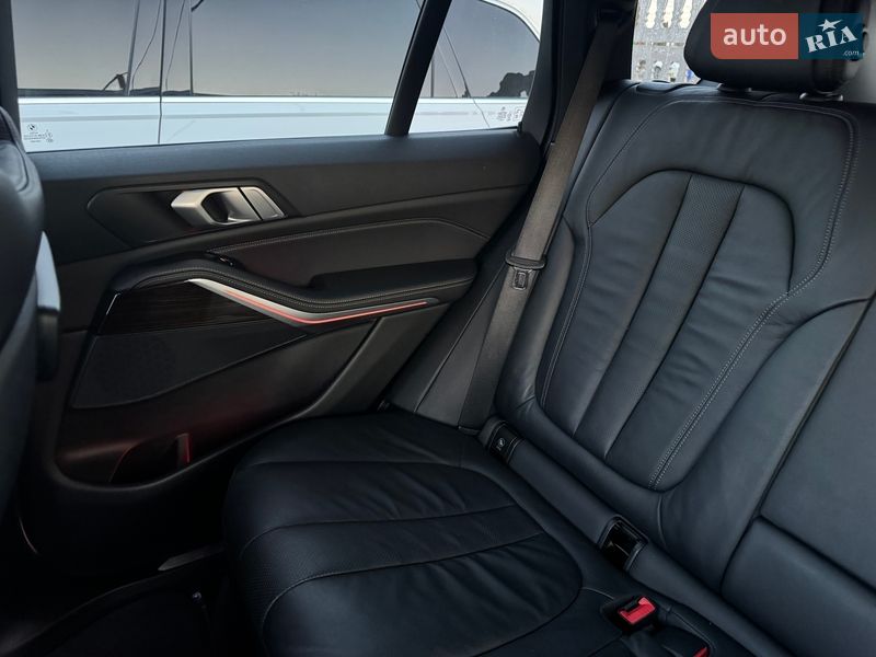 Внедорожник / Кроссовер BMW X5 2019 в Тернополе