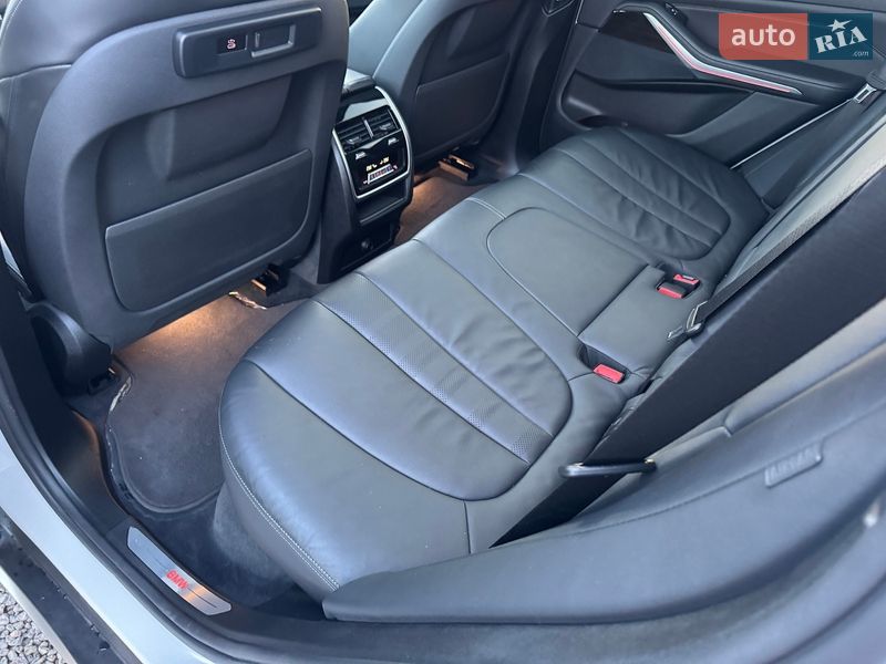 Внедорожник / Кроссовер BMW X5 2019 в Тернополе