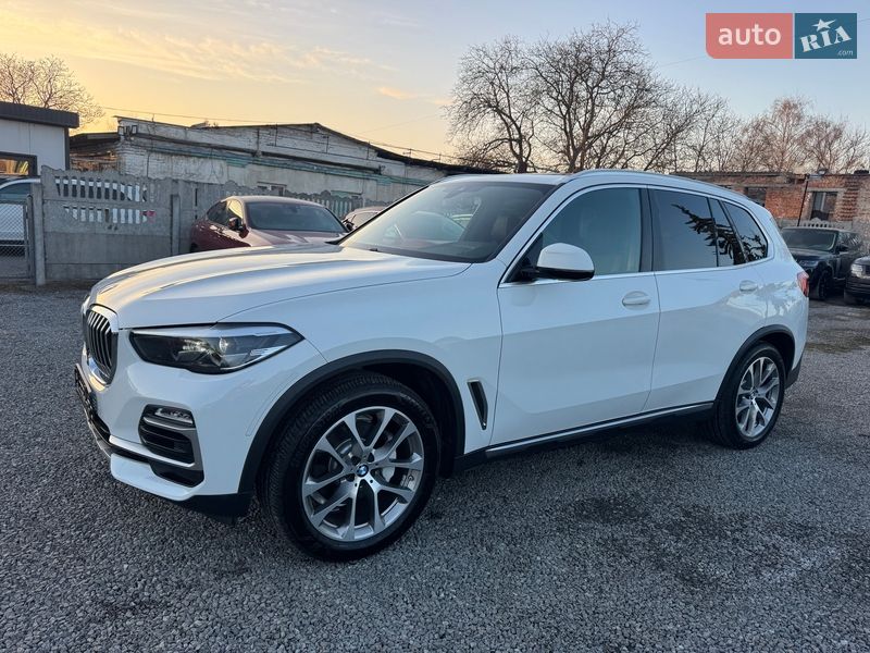 Внедорожник / Кроссовер BMW X5 2019 в Тернополе