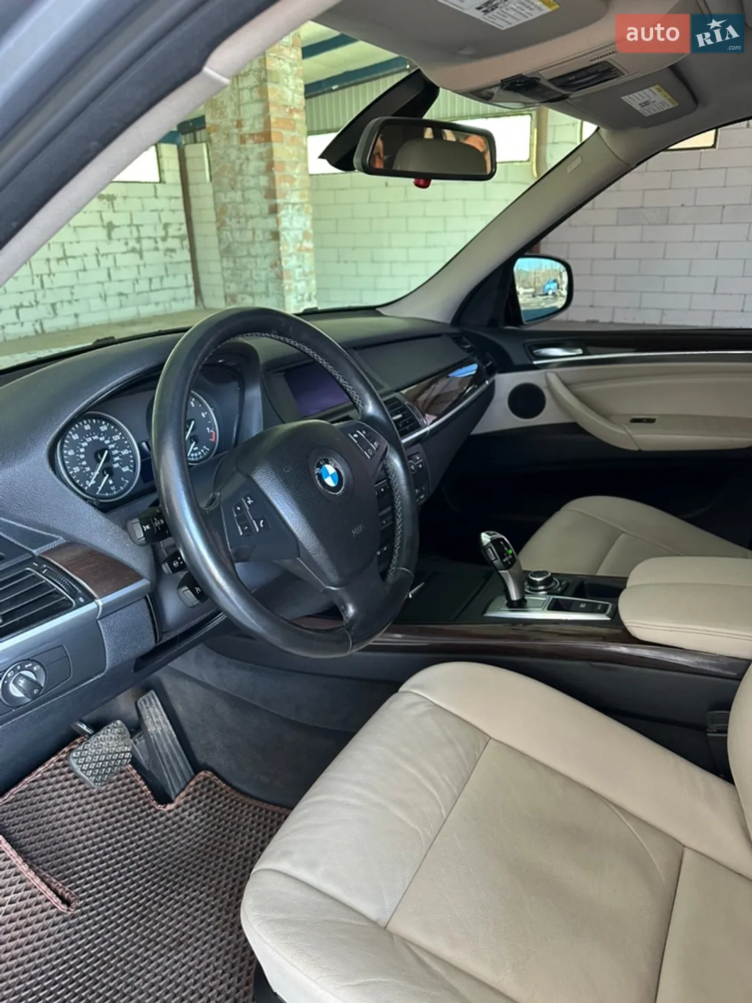 2010 BMW X5 - мініатюра 12