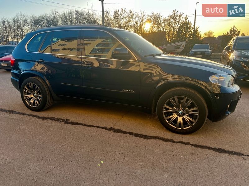 Внедорожник / Кроссовер BMW X5 2011 в Ровно