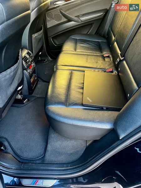 Внедорожник / Кроссовер BMW X5 2011 в Ровно