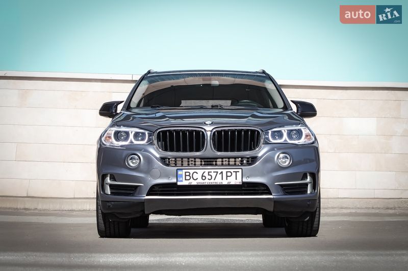 Внедорожник / Кроссовер BMW X5 2016 в Киеве