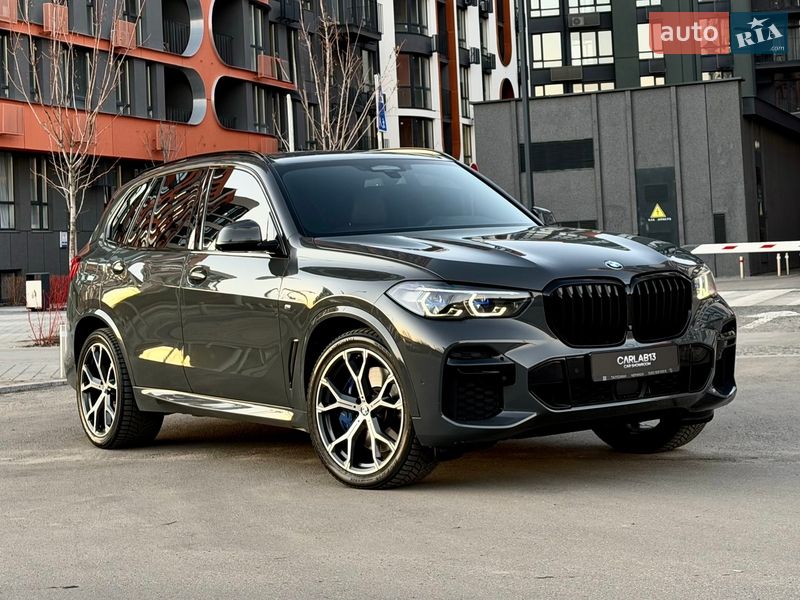 Внедорожник / Кроссовер BMW X5 2021 в Киеве