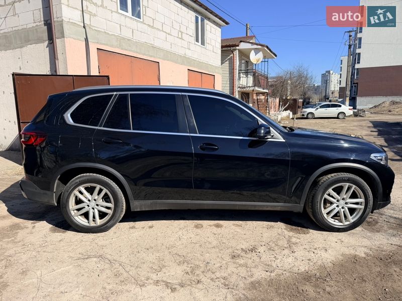 Позашляховик / Кросовер BMW X5 2021 в Києві