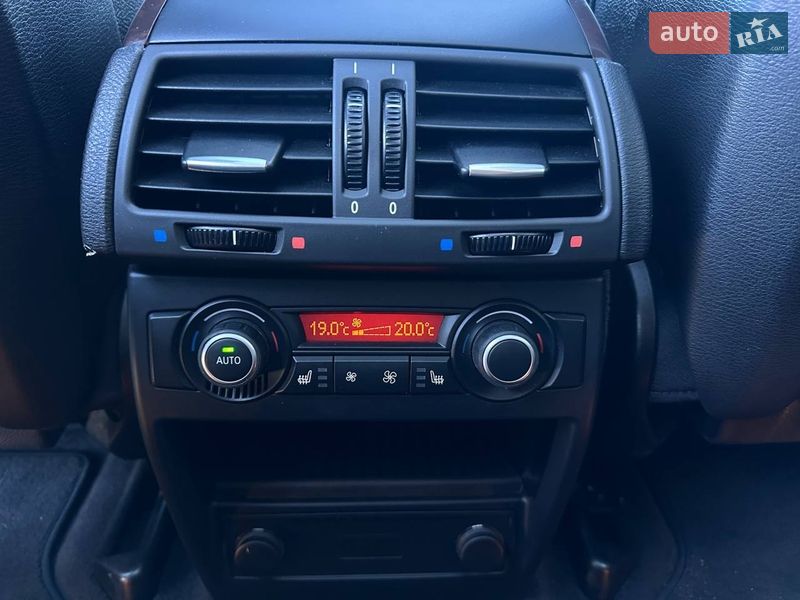 Позашляховик / Кросовер BMW X5 2012 в Києві