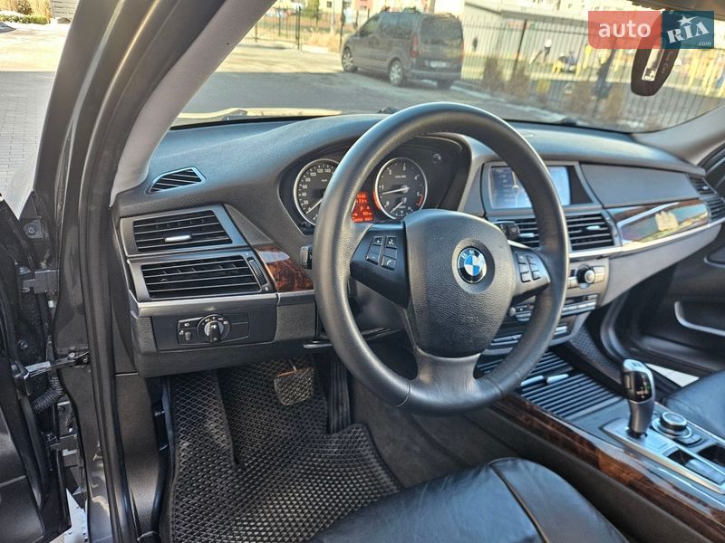 Внедорожник / Кроссовер BMW X5 2011 в Виннице