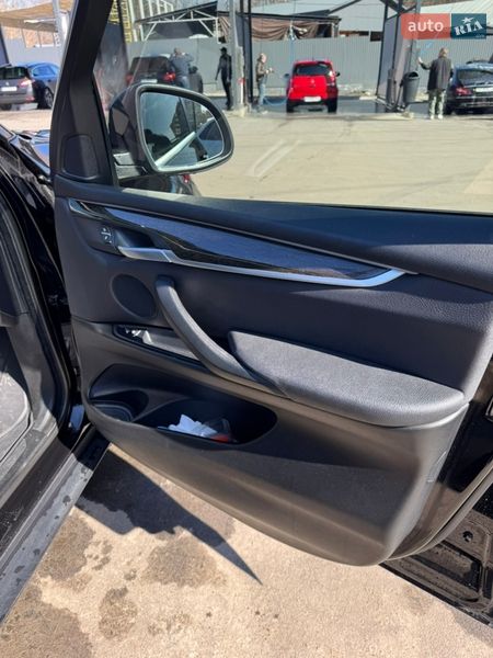 Внедорожник / Кроссовер BMW X5 2016 в Киеве