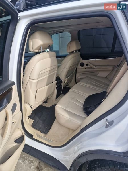 Внедорожник / Кроссовер BMW X5 2015 в Каменец-Подольском