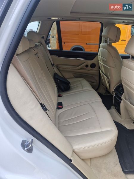 Внедорожник / Кроссовер BMW X5 2015 в Каменец-Подольском