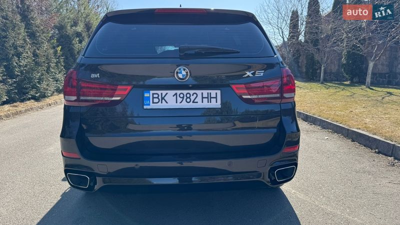 Позашляховик / Кросовер BMW X5 2015 в Рівному