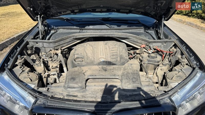 Позашляховик / Кросовер BMW X5 2015 в Рівному