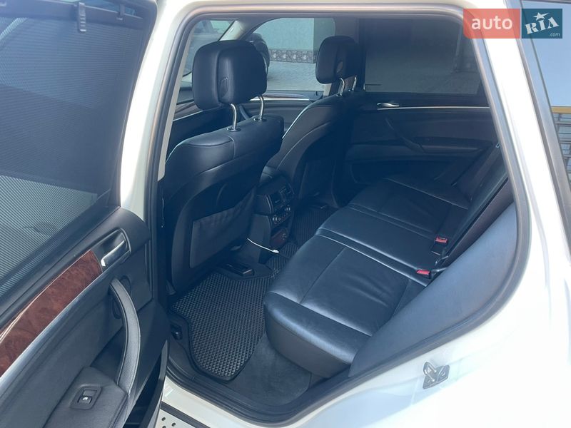 Внедорожник / Кроссовер BMW X5 2012 в Ивано-Франковске фото 8 Внедорожник / Кроссовер BMW X5 2012 в Ивано-Франковске