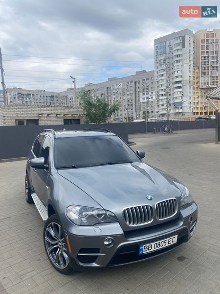 Внедорожник / Кроссовер BMW X5 2013 в Днепре