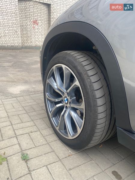 Внедорожник / Кроссовер BMW X5 2013 в Днепре