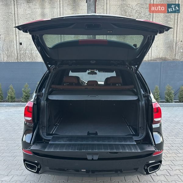 Внедорожник / Кроссовер BMW X5 2016 в Дубно