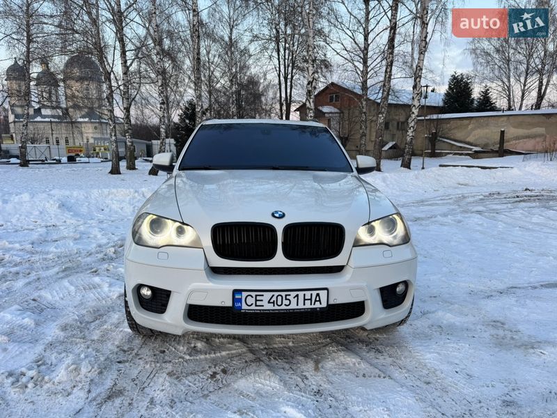 Позашляховик / Кросовер BMW X5 2010 в Чернівцях