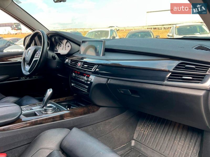 Внедорожник / Кроссовер BMW X5 2016 в Львове