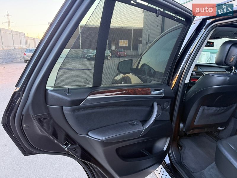 Позашляховик / Кросовер BMW X5 2011 в Вінниці