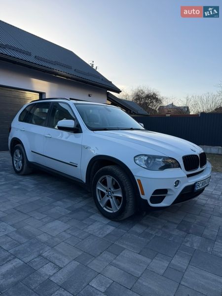 Позашляховик / Кросовер BMW X5 2010 в Львові фото 6 Позашляховик / Кросовер BMW X5 2010 в Львові