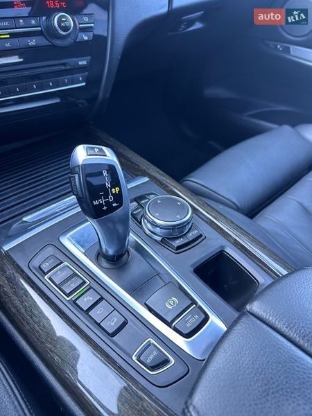 Позашляховик / Кросовер BMW X5 2016 в Рівному