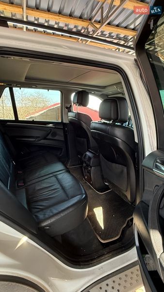 Внедорожник / Кроссовер BMW X5 2011 в Лысянке