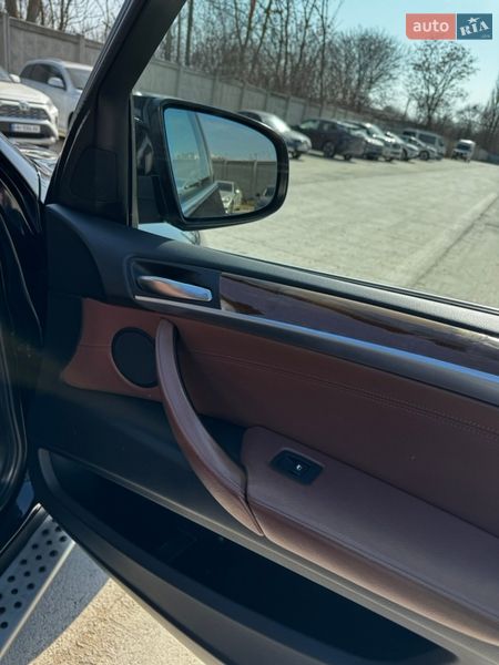 Внедорожник / Кроссовер BMW X5 2012 в Одессе