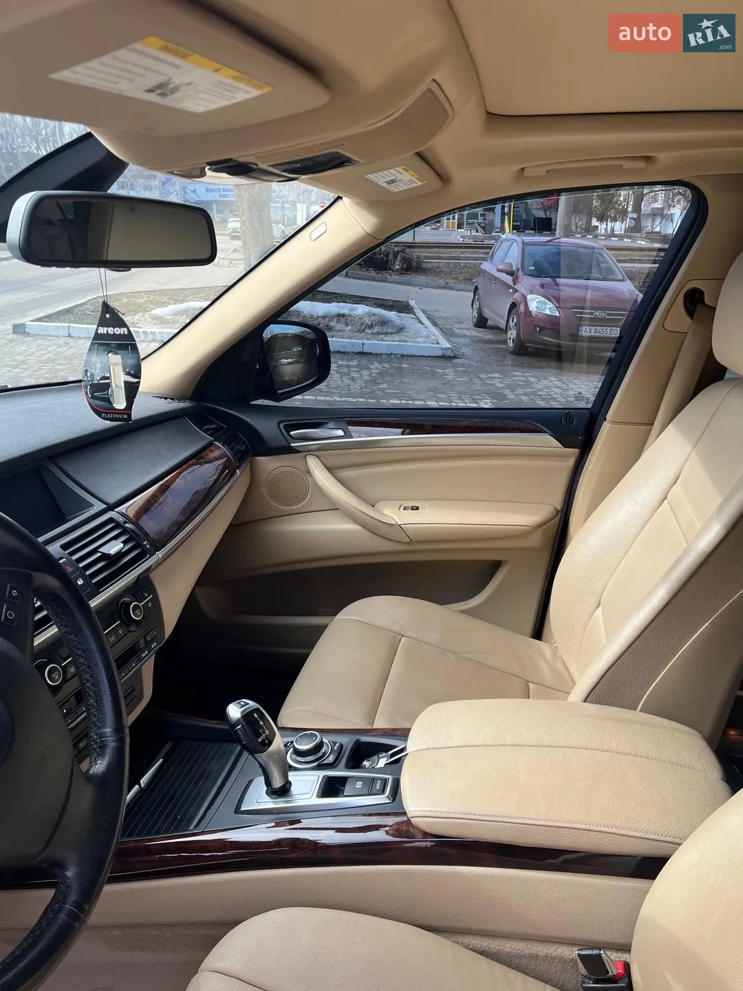2011 BMW X5 - мініатюра 10