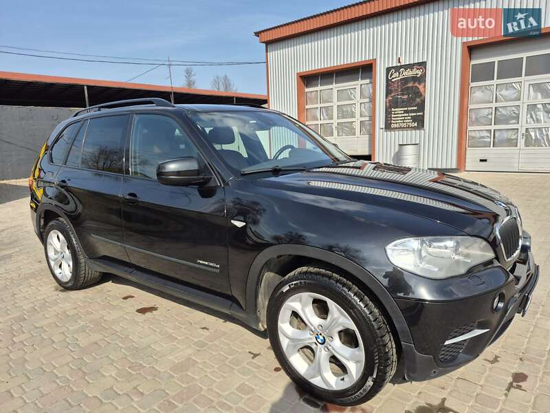 Внедорожник / Кроссовер BMW X5 2011 в Костополе
