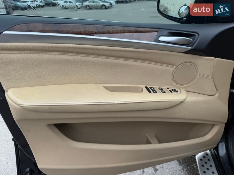 Позашляховик / Кросовер BMW X5 2012 в Дніпрі