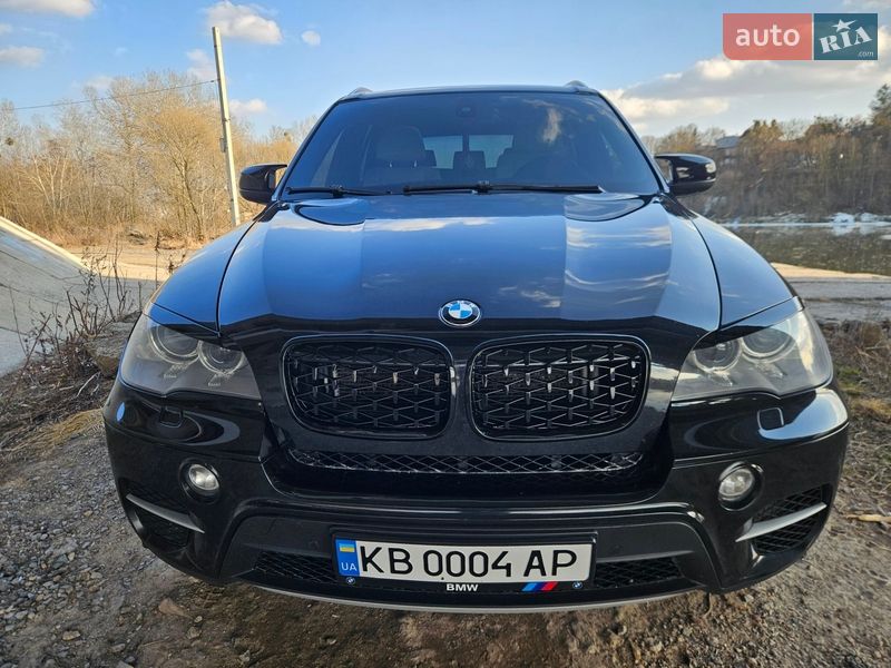 Позашляховик / Кросовер BMW X5 2011 в Вінниці