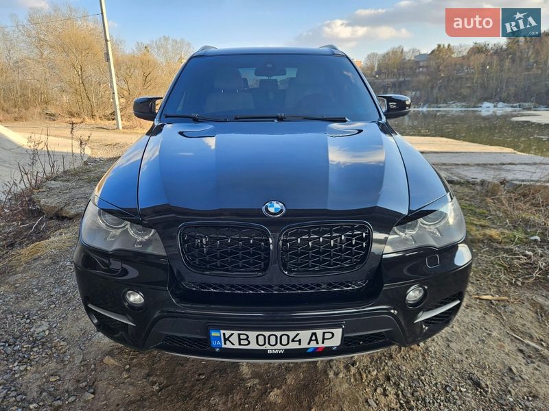 Позашляховик / Кросовер BMW X5 2011 в Вінниці