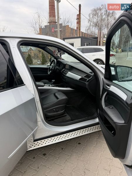 Внедорожник / Кроссовер BMW X5 2008 в Черновцах