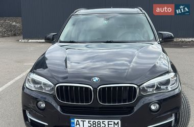 Позашляховик / Кросовер BMW X5 2015 в Івано-Франківську