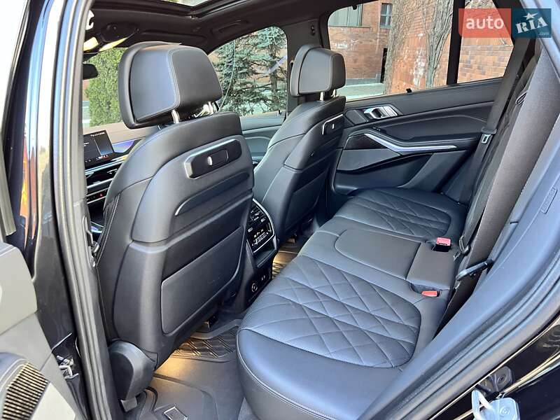 Позашляховик / Кросовер BMW X5 2023 в Дніпрі