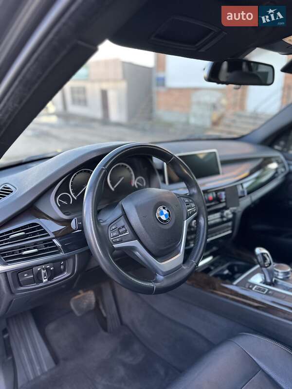 Позашляховик / Кросовер BMW X5 2017 в Жмеринці