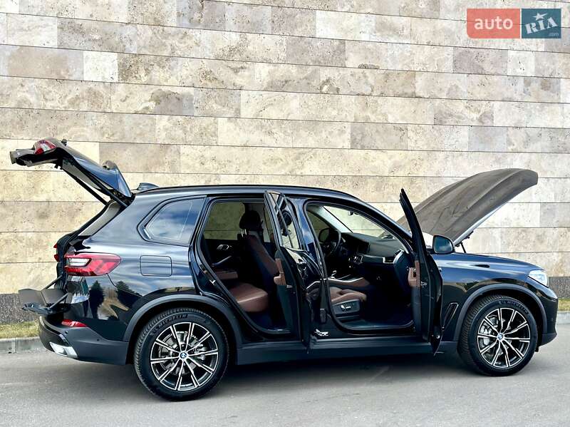 Позашляховик / Кросовер BMW X5 2022 в Києві фото 25 Позашляховик / Кросовер BMW X5 2022 в Києві