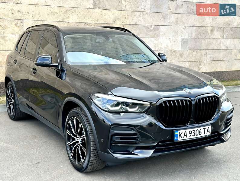 Позашляховик / Кросовер BMW X5 2022 в Києві фото 28 Позашляховик / Кросовер BMW X5 2022 в Києві