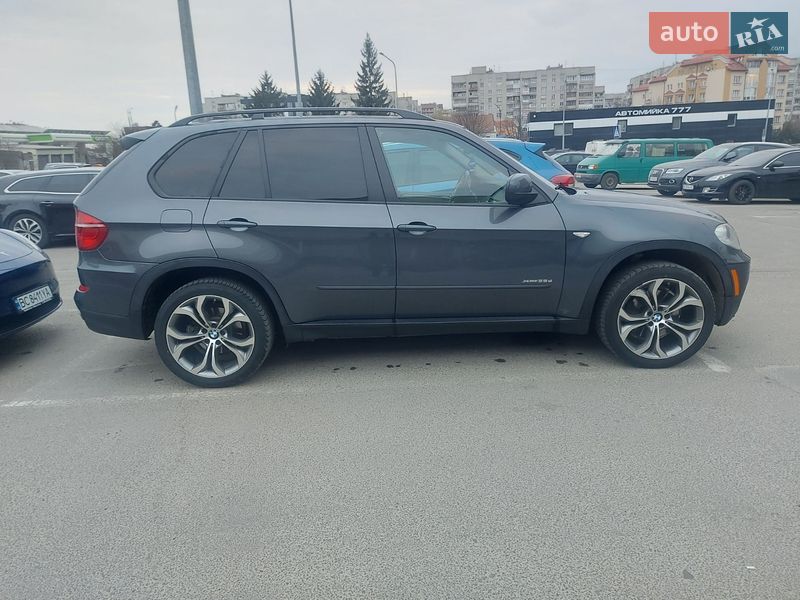 BMW X5 2011