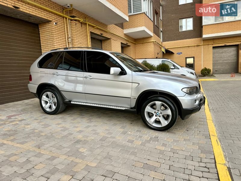 Внедорожник / Кроссовер BMW X5 2004 в Черновцах