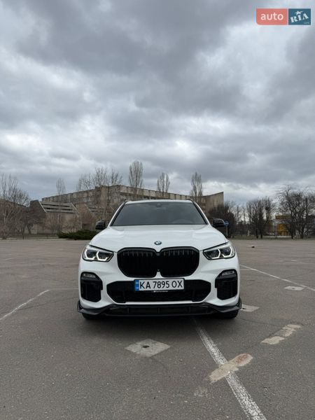 Внедорожник / Кроссовер BMW X5 2019 в Николаеве
